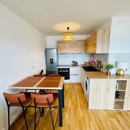 Apartment T2 Grand Standing Neuf Vue Centre-ville & Plages