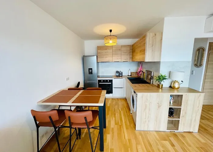 Apartment T2 Grand Standing Neuf Vue Centre-ville & Plages